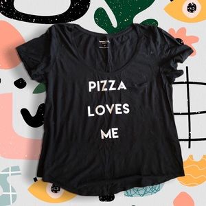 EUC Express Black Fashion T-shirt “Pizza Loves Me”